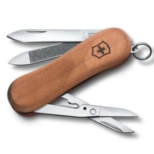 Victorinox Executive Wood 81 - Lækker lille lommekniv med valnøddetræ